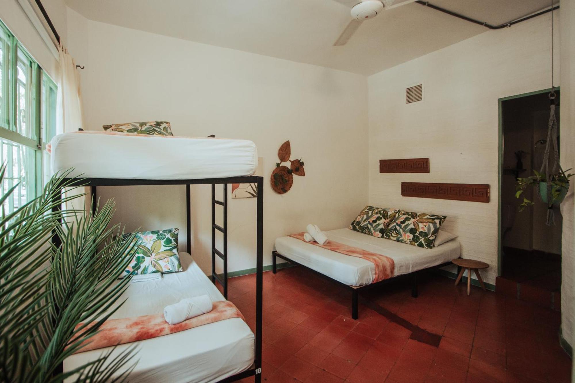 Centro Hostel Medellin Exterior photo