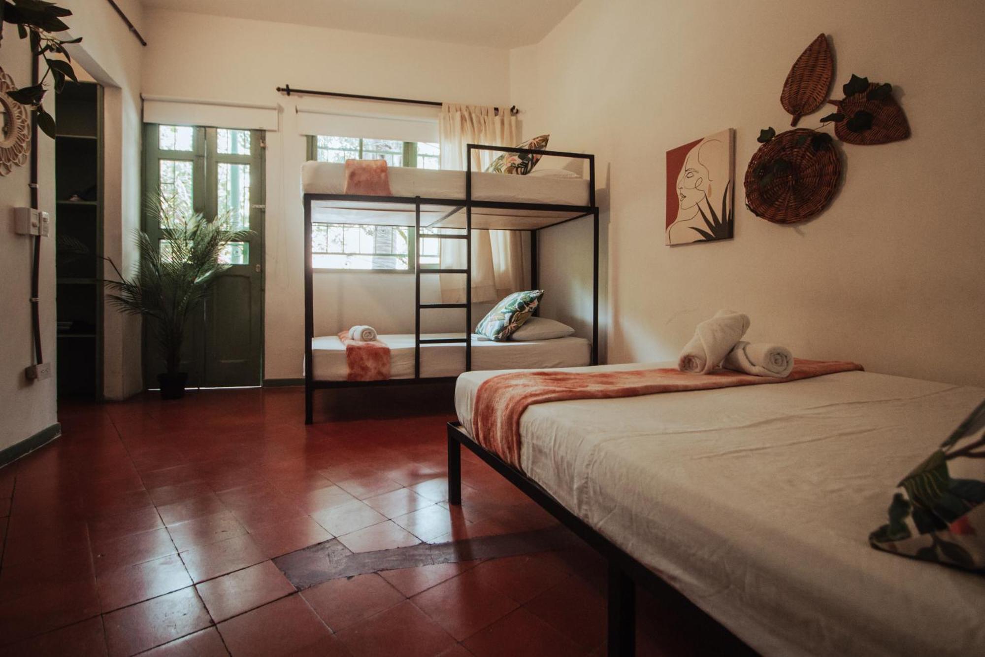 Centro Hostel Medellin Exterior photo